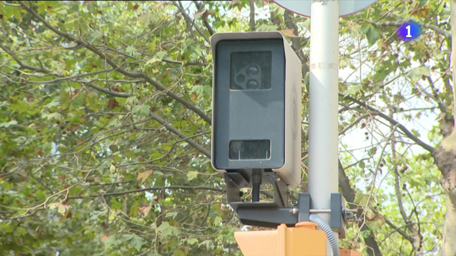 Els radars redueixen considerablement els accidents de trànsit a Catalunya - L'Informatiu | Veure