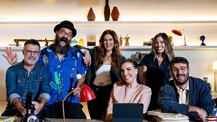 Open Play - Alfombra roja de 'Open Play', con Ángela Fernández e Inés Hernand como conductoras