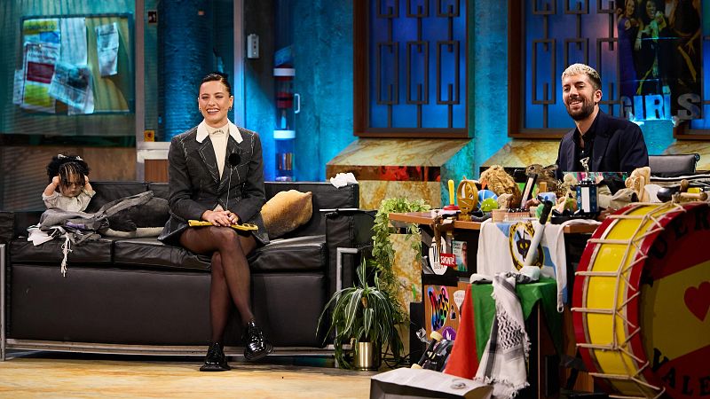 La Revuelta | El susto de Michelle Jenner a Eduardo Noriega - La Revuelta | Ver