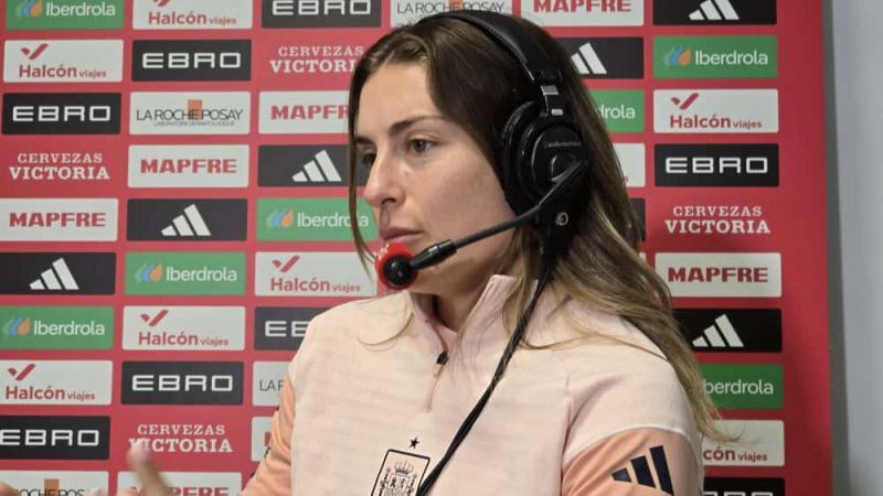 Alexia Putellas, en RNE, sobre la vuelta de Jenni Hermoso y Mapi León: "Notas esa alegría de estar aquí y querer aportar"