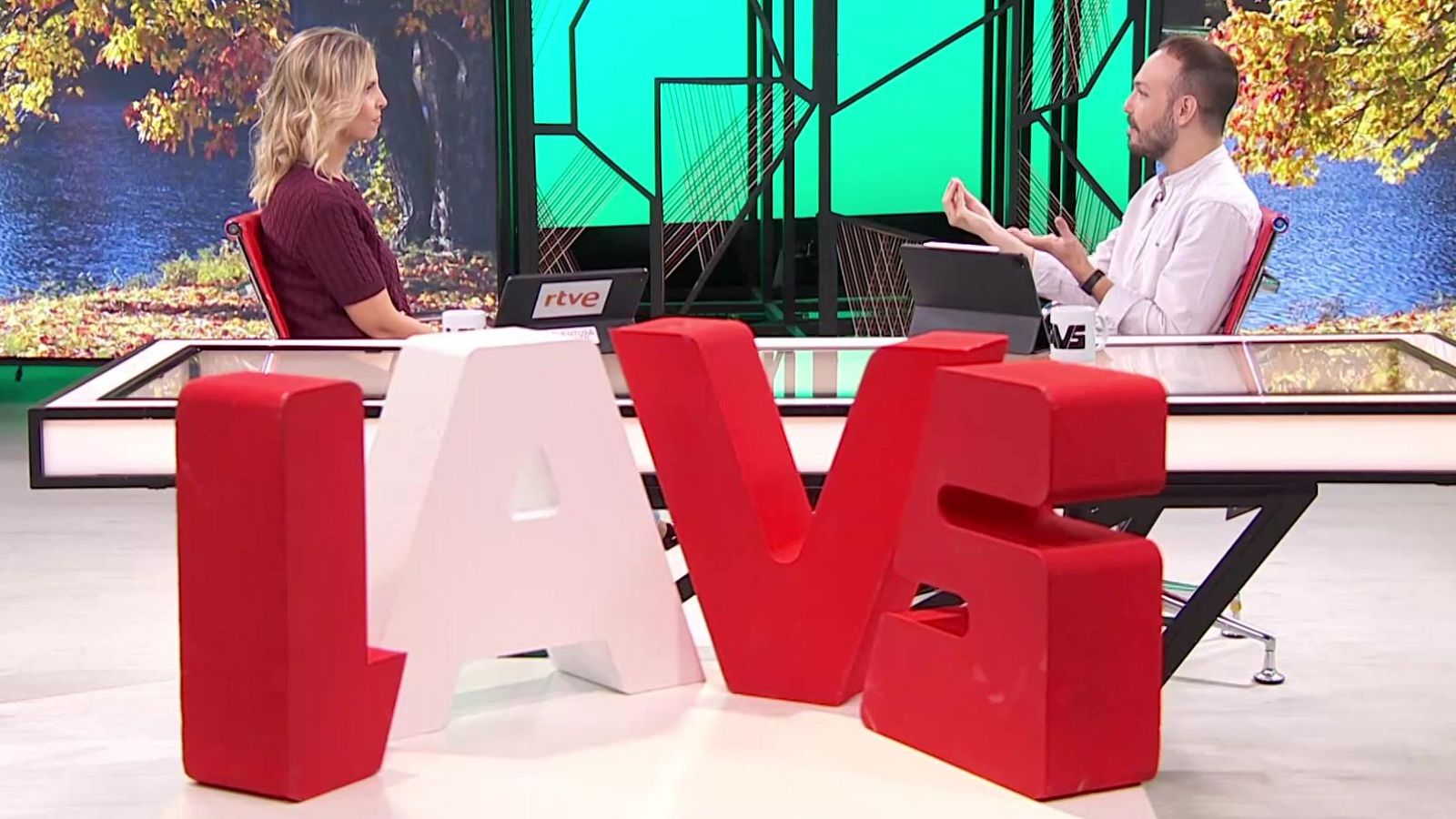 Álex Herrero. Términos lingüísticos del otoño | Ver