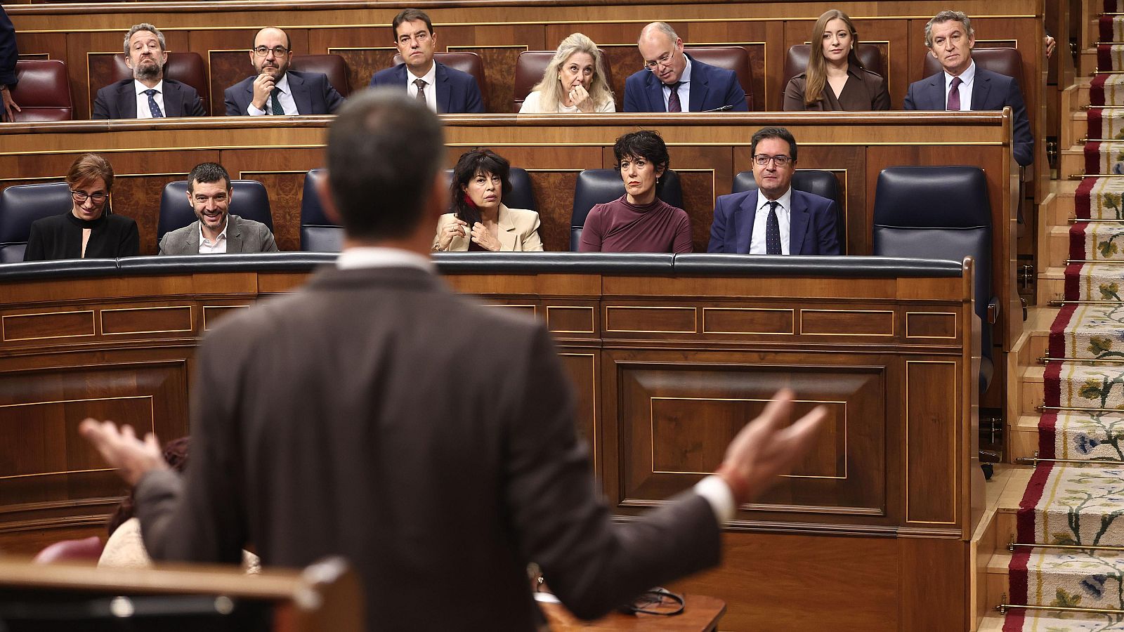 Nuevo choque entre Sánchez y Feijóo por el "lapsus" de Díaz - Telediario 1 | Ver