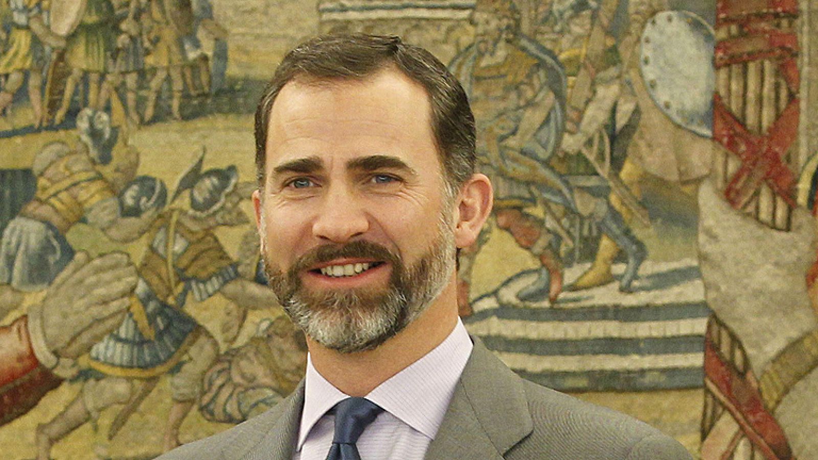 El príncipe Felipe cumple 45 años | Ver