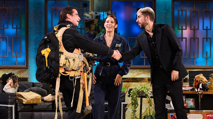 La Revuelta - ¿Qué hace un buzo industrial?