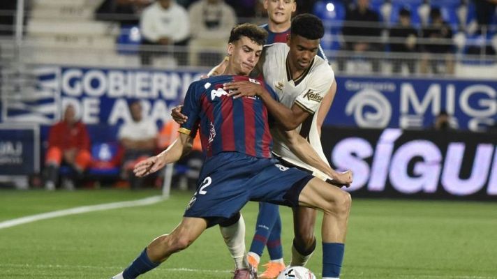 Resúmenes de LaLiga - SD Huesca - UD Las Palmas: resumen del partido de la 11ª jornada de Liga | Segunda