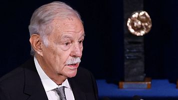 Eduardo Mendoza: "Proveedor de felicidad es el mejor elogio que he recibido en mi vida"