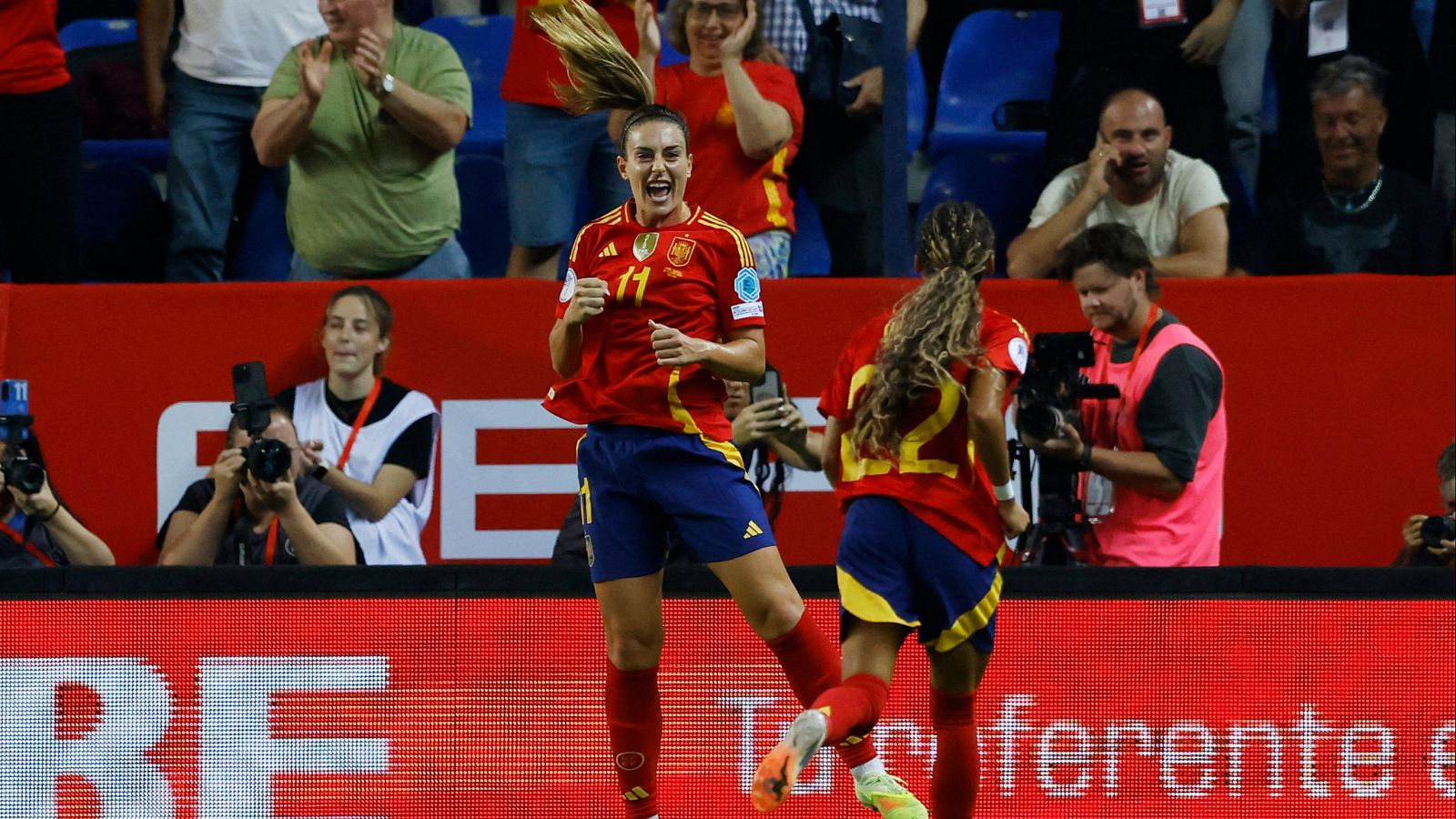 España - Suecia | Gol de Alexia tras una gran jugada (3-0) - UEFA Women's Nations League | Ver