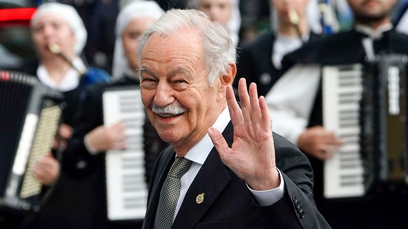 Eduardo Mendoza: "Estar instalado en la queja es uno de los errores contempor�neos" | Ver