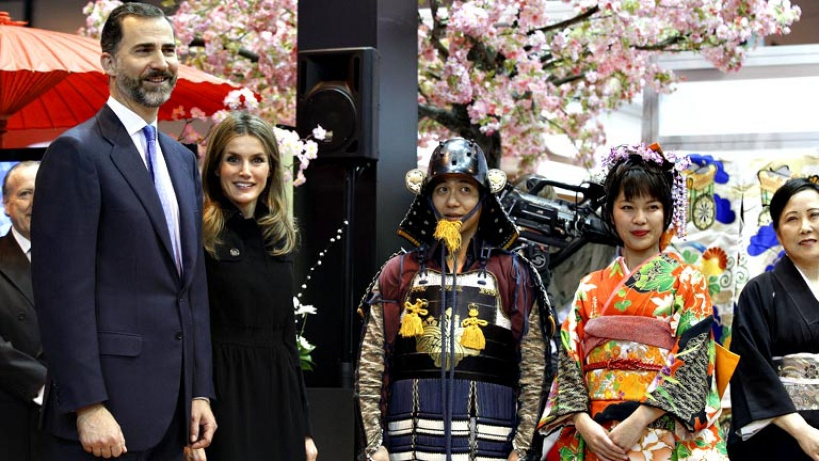 Los príncipes de Asturias inauguran FItur 2013