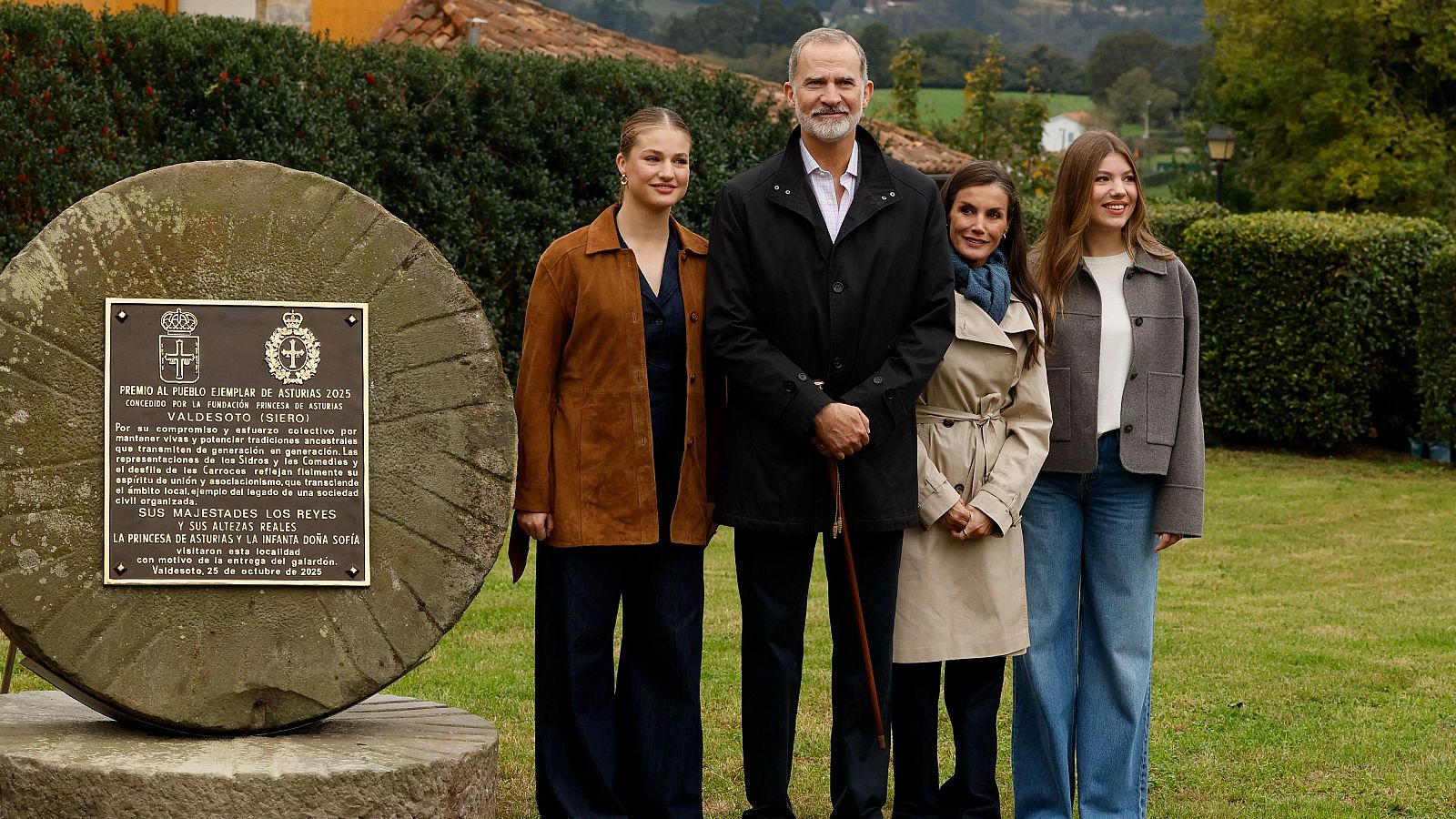 Leonor ensalza el "espíritu asturiano" de Valdesoto | Ver