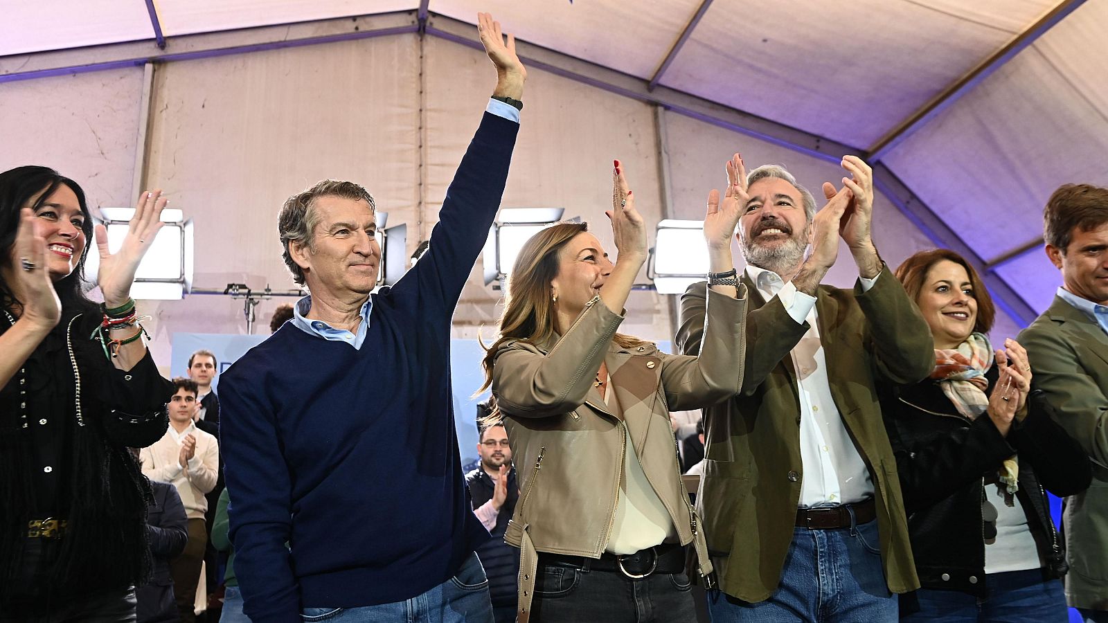 PP y PSOE cruzan reproches a la espera de Junts | Ver