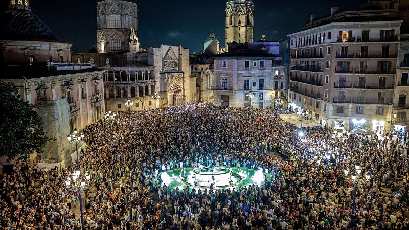 Miles de personas vuelven a pedir la dimisión de Mazón | Ver