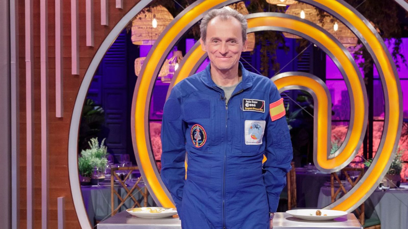 Pedro Duque visita MasterChef Celebrity 10 | Ver