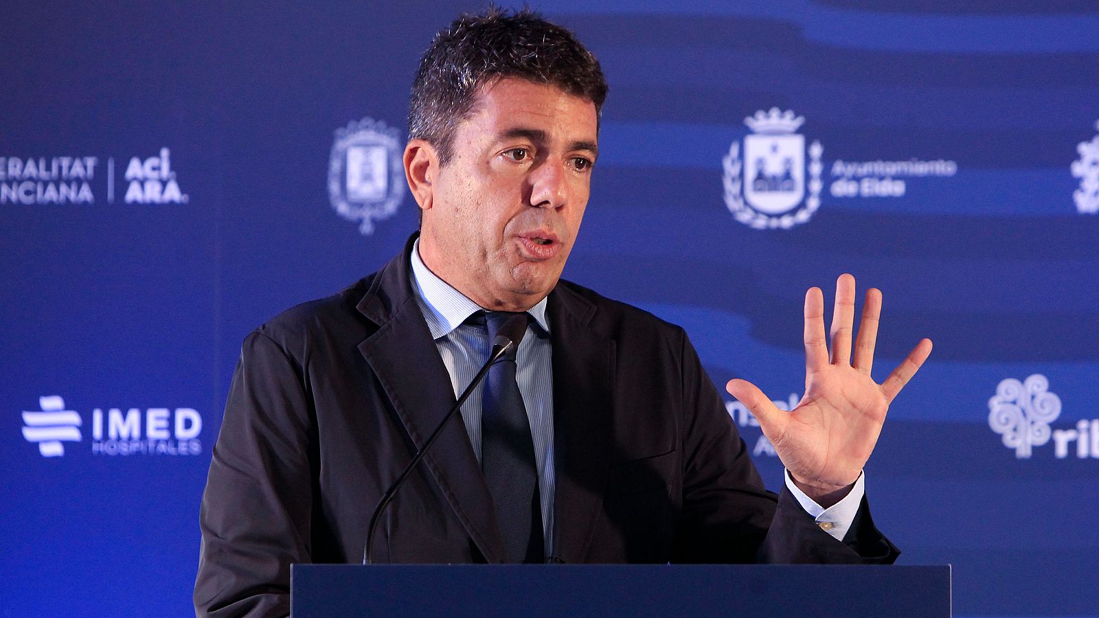 Mazón pide "evitar el ruido" en el aniversario de la dana y la oposición insiste en que dimita - Informativo 24h | Ver