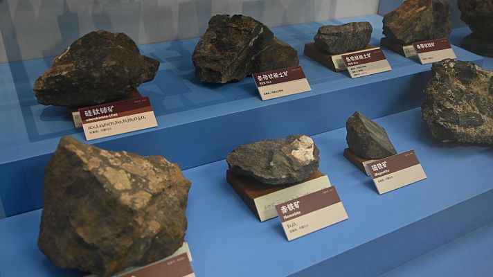 Telediario 2 - La economía mundial de las tierras raras