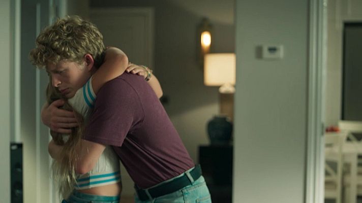 Sin Gluten - Javier consuela a su hermana