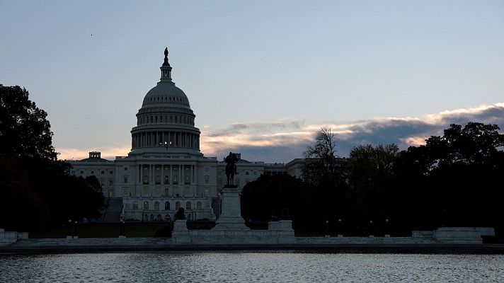 Telediario 1 - La parálisis por el cierre del Gobierno estadounidense amenaza con convertirse en el más largo de la historia