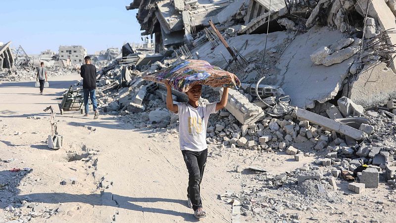 Francesca Albanese: "El sistema de complicidad ha permitido a Israel violar el alto el fuego y ocupar con violencia Gaza"