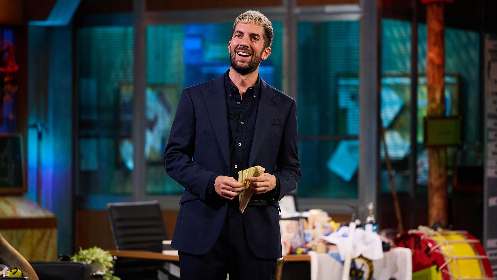 La Revuelta | Daniel Guzmán cumple su promesa - La Revuelta | Ver