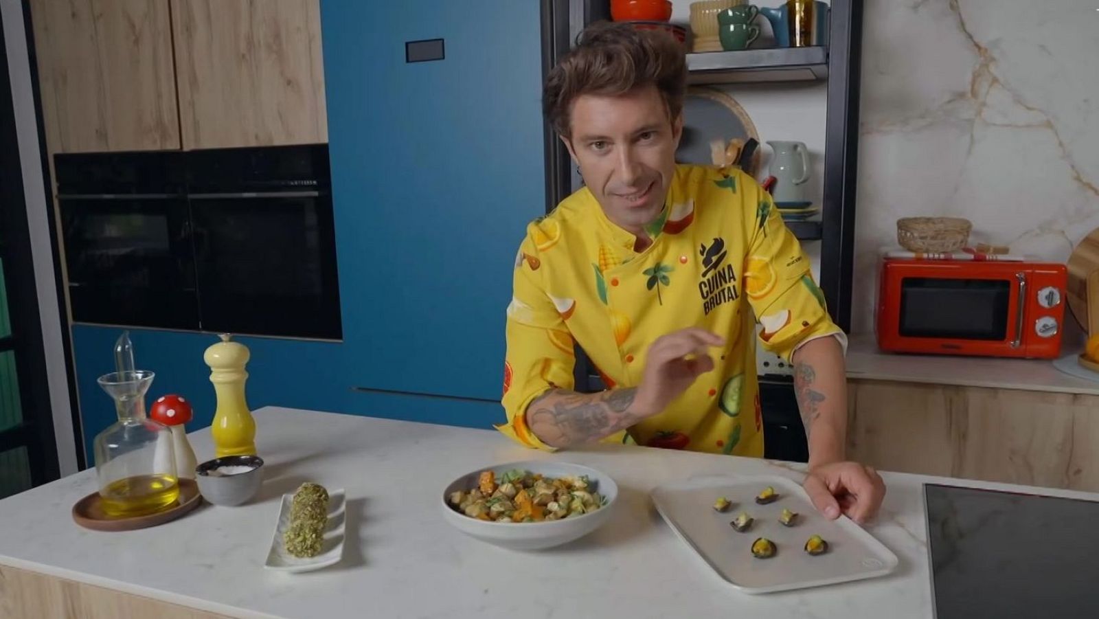 Musclos, amanida de tardor i boles de mojito - Cuina brutal | Veure