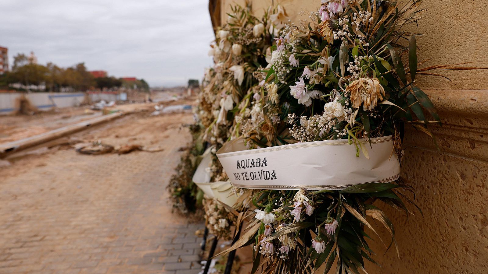 Reconstrucción y reparación: los puntos pendientes de la dana, un año después - La noche en 24h | Ver