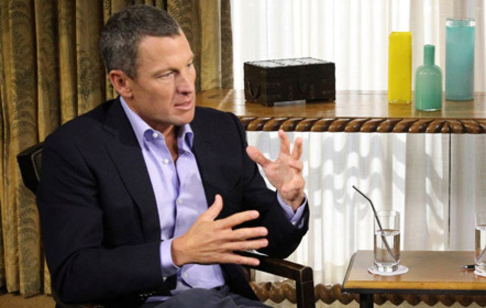 Lance Armstrong ha asegurado que ninguna generación de ciclistas ha sido un ejemplo de limpieza. Además, el texano ha asegurado que el ciclismo es un deporte durísimo y que durante cien años se han hecho trampas.