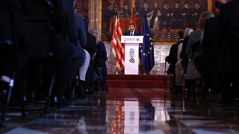 El PSOE acusa a Mazón de "utilizar" las instituciones y le pide escuchar a las víctimas de la dana