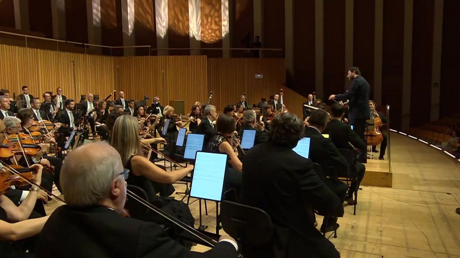 Los conciertos de La 2 - Concierto solidario en memoria de las víctimas de la DANA - Los conciertos de La 2 | Ver