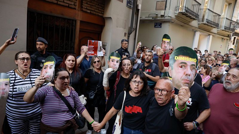 La zona cero de la dana acoge marchas en solidaridad con las víctimas | Ver