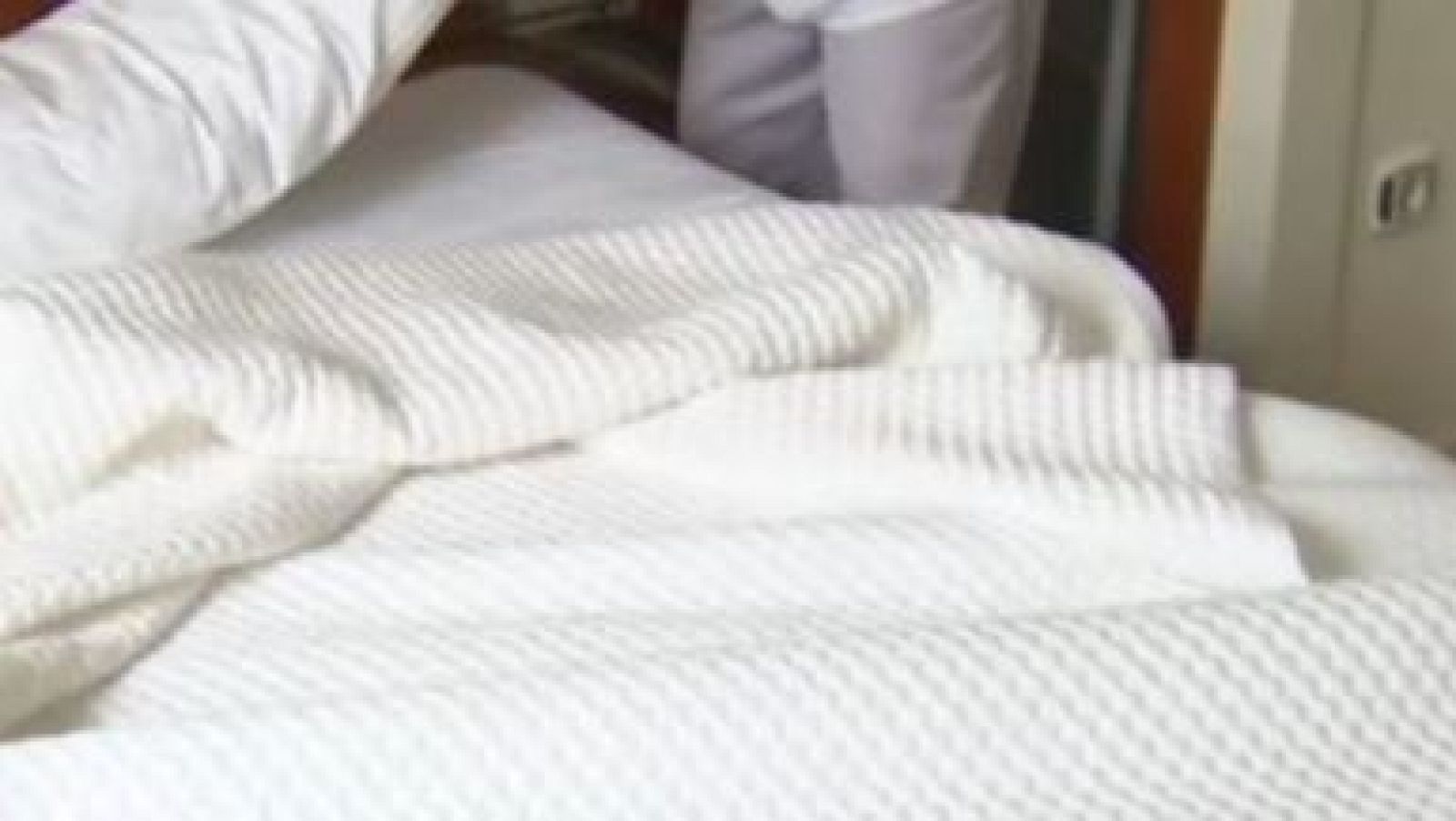 ¿Cada cuánto debemos cambiar las sábanas? - Directo al grano | Ver