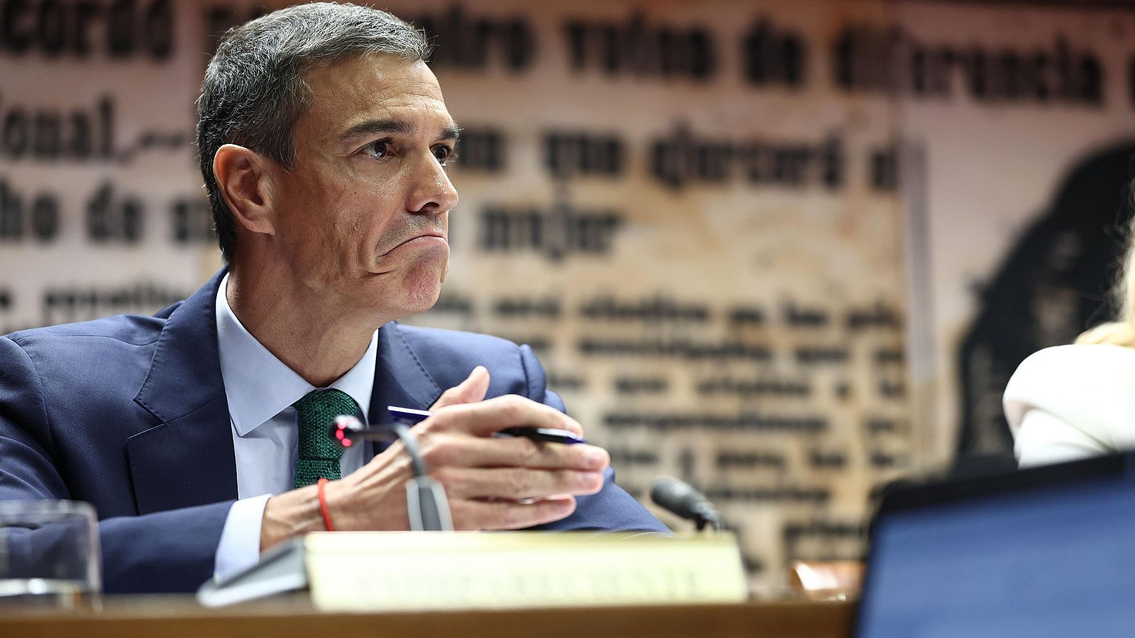 Tensa comparecencia de Sánchez en el Senado | Ver