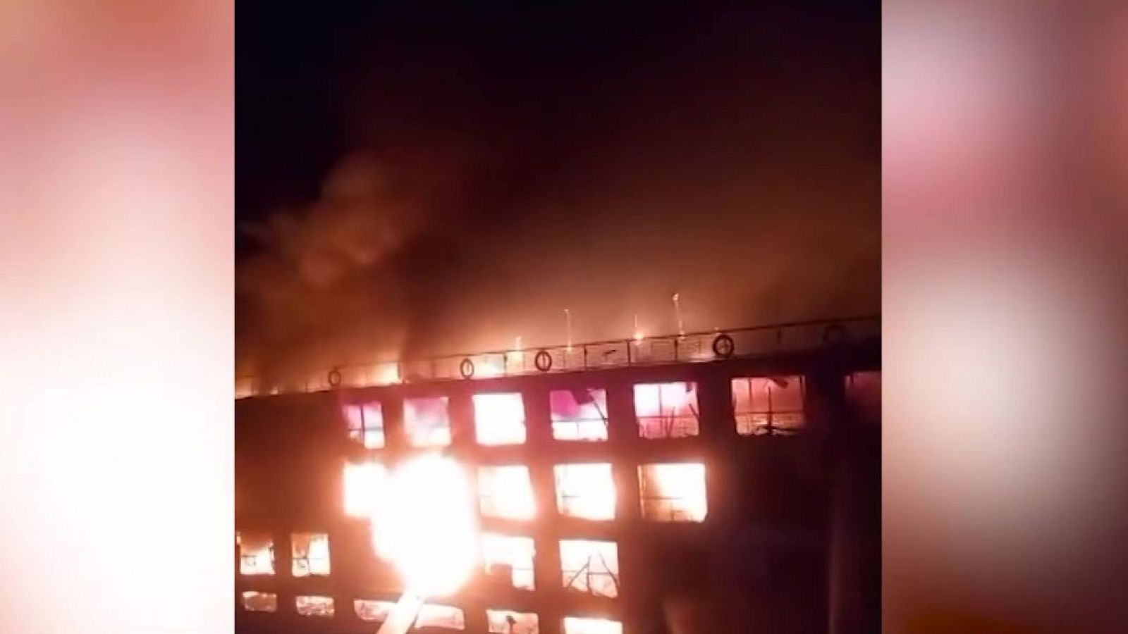 Crucero en llamas por el Nilo - Mañaneros 360 | Ver