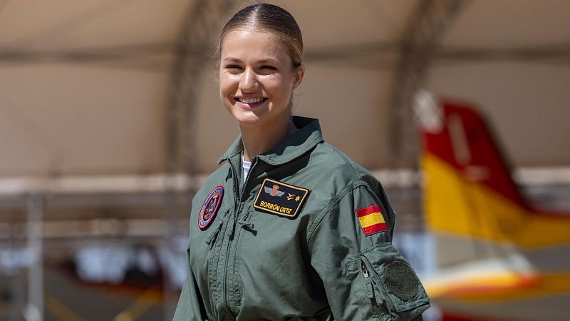 La princesa Leonor cumple 20 años - Telediario 1 | Ver