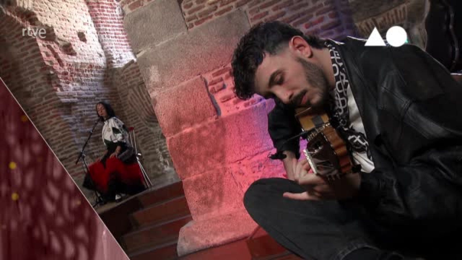 Acústico Rosalinda Galán - Atención obras | Ver