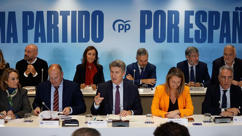 Feijóo sostiene que el caso del fiscal general haría "caer" a cualquier presidente "decente"