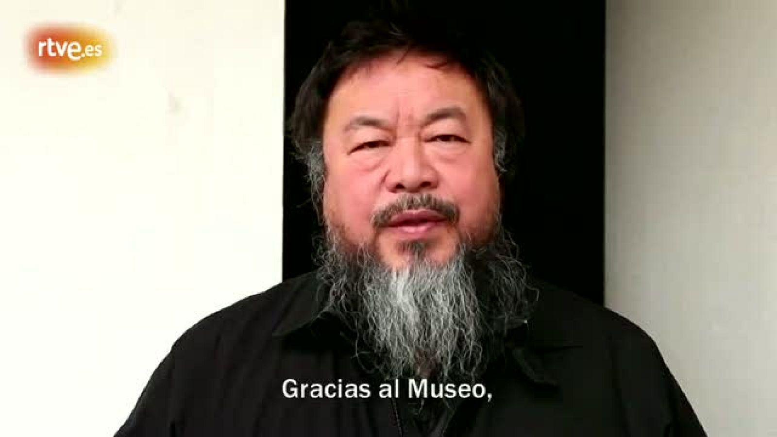 Weiwei, actualmente en arresto domiciliaro en China, ha enviado a Sevilla un saludo en vídeo.