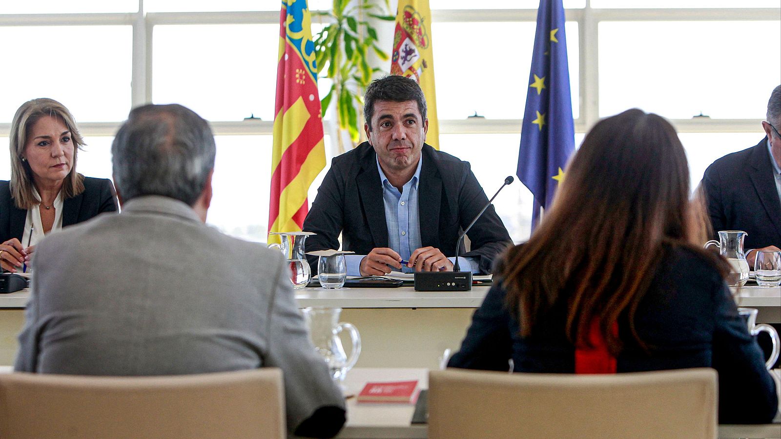 L'Informatiu Comunitat Valenciana 1 - 04/11/25 | Ver