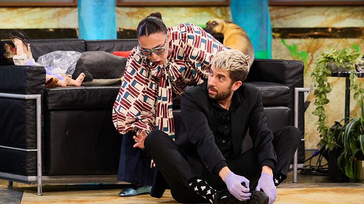 La Revuelta - Candela Peña: "Tengo complejo de cansina"