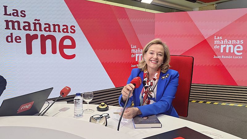 Nadia Calviño presenta el libro 'Dos mil días en el Gobierno' - Las mañanas de RNE | Ver