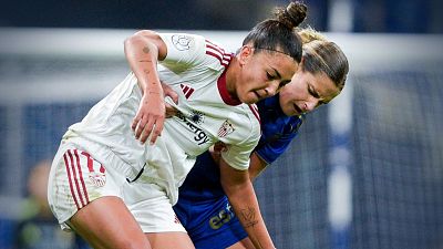 El Sevilla sobrevive a la emboscada 'carbayona' en el Tartiere