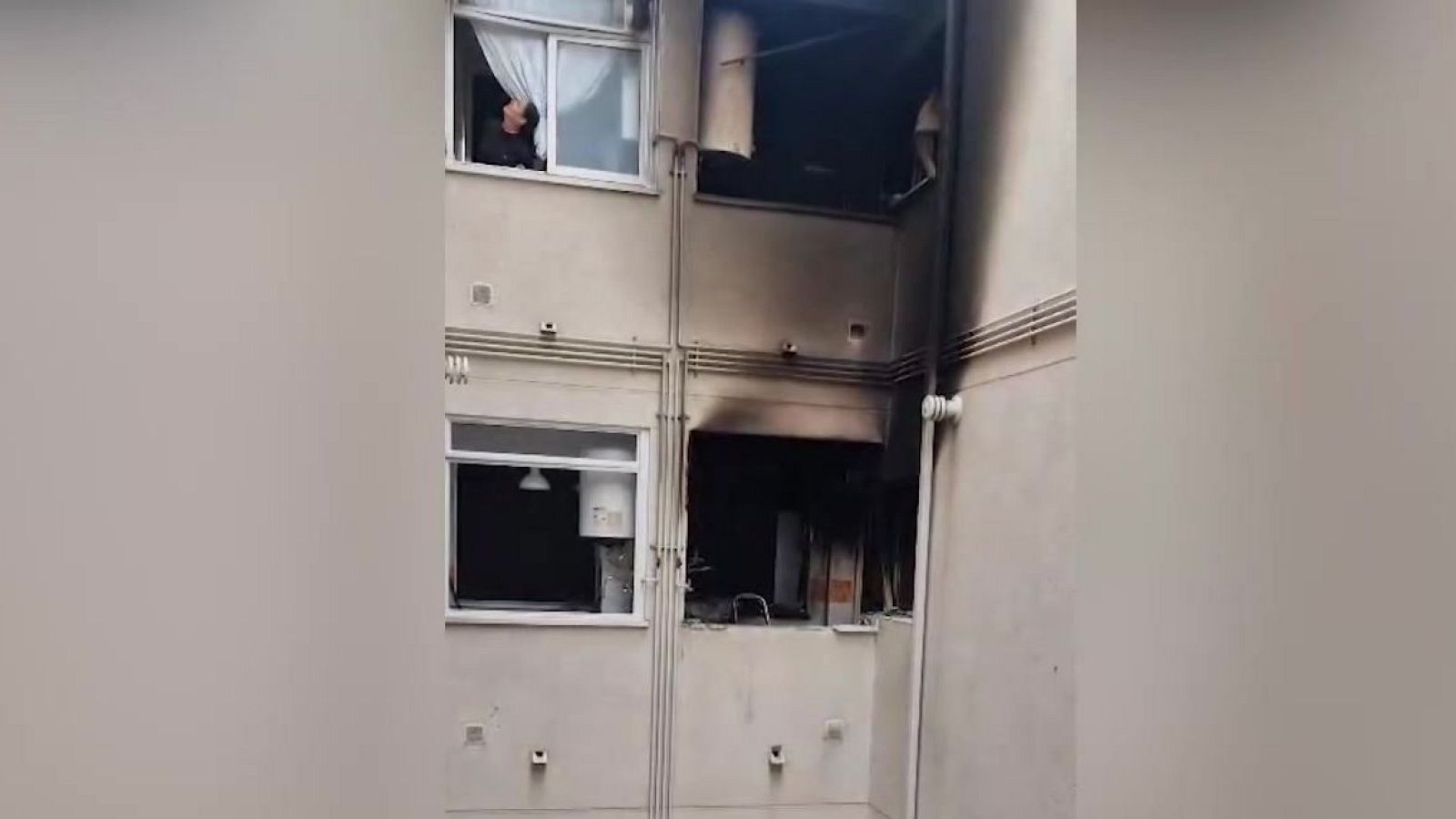 Sin casa por explosión de narcolaboratorio - Mañaneros 360 | Ver