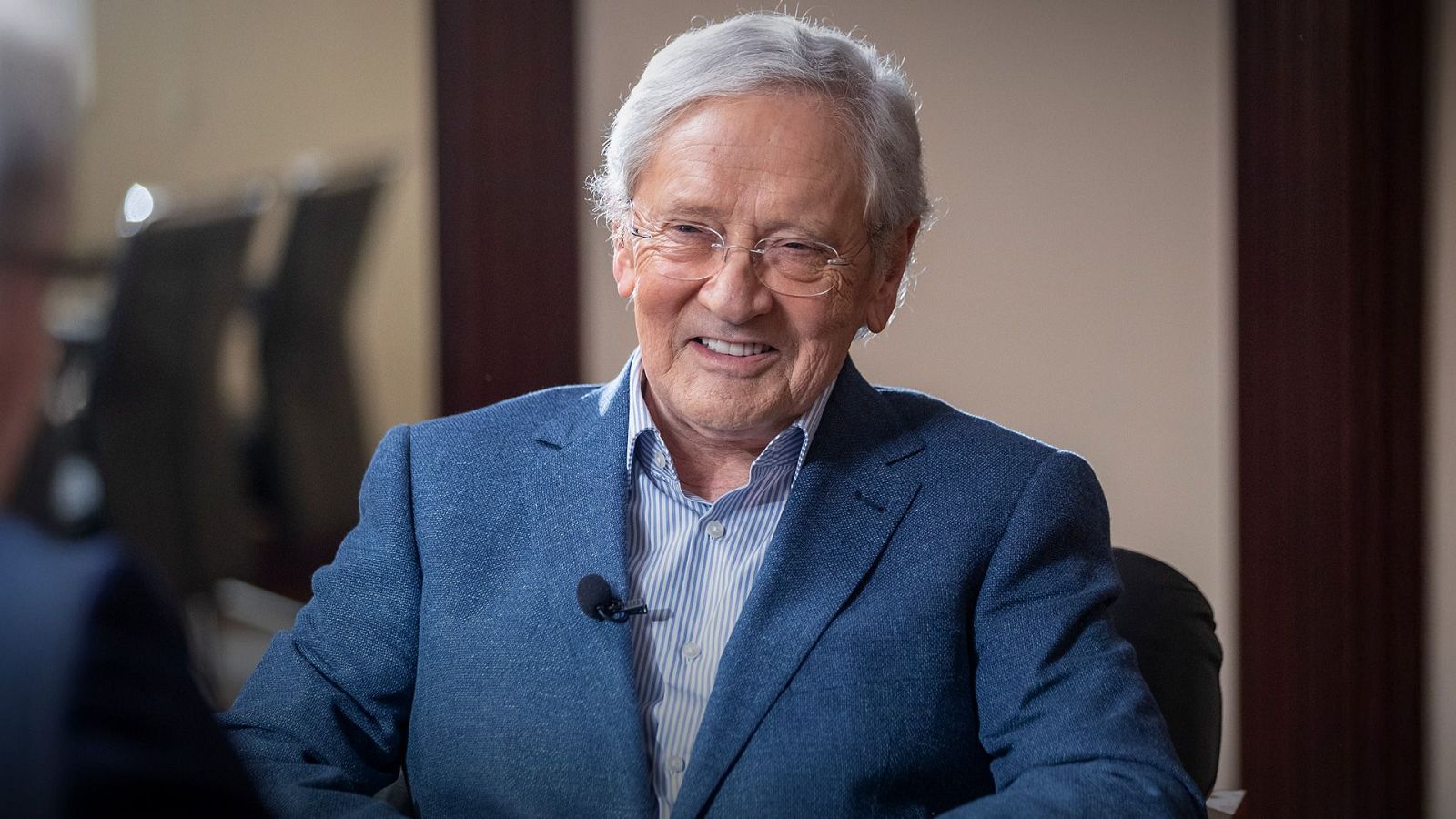 Plano general - Fernando Ónega - Plano general | Ver