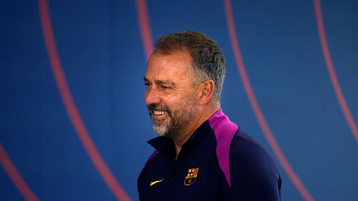 Fútbol - Flick: ''Lamine está mejor, pero su lesión no se ha curado al 100%''