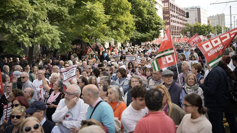 Manifestaciones en Andalucía contra los recortes en la sanidad pública - Fin de semana 24h | Ver