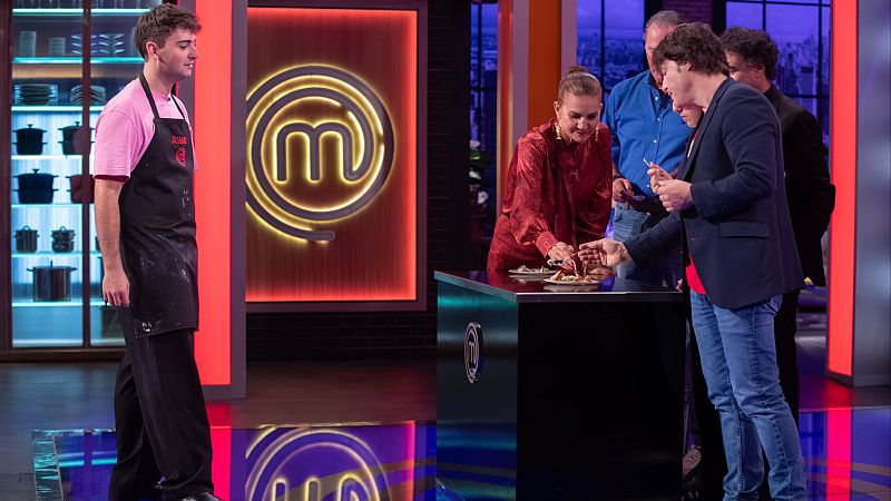 El plato que Juanjo Bona le dedica a Amaia Romero | Ver