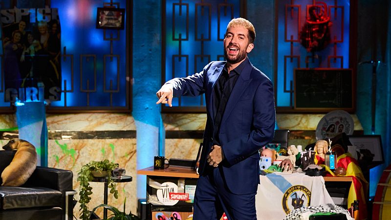 La Revuelta | Broncano celebra el récord de audiencia con Rosalía