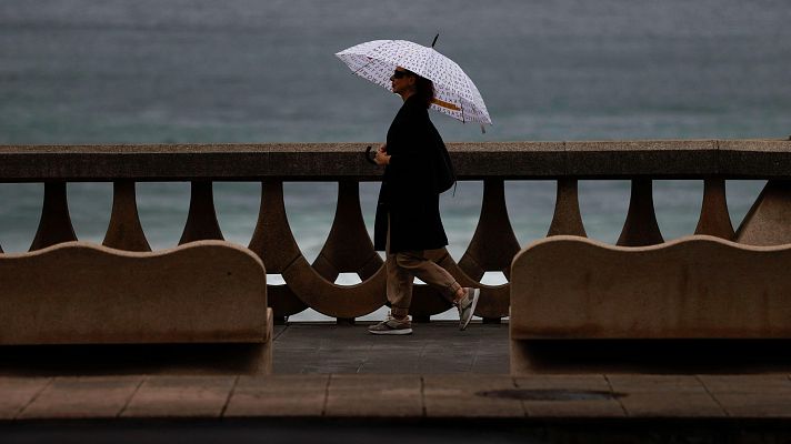 El tiempo - Lluvias fuertes en Galicia y avisos por viento en varias comunidades