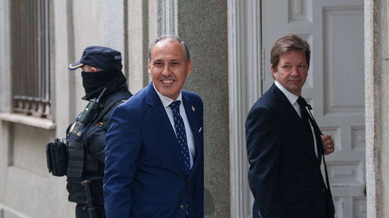 El decano del Colegio de Abogados de Madrid asegura que la nota de la Fiscalía fue algo "insólito" y causó "honda preocupación" - Informativo 24h | Ver