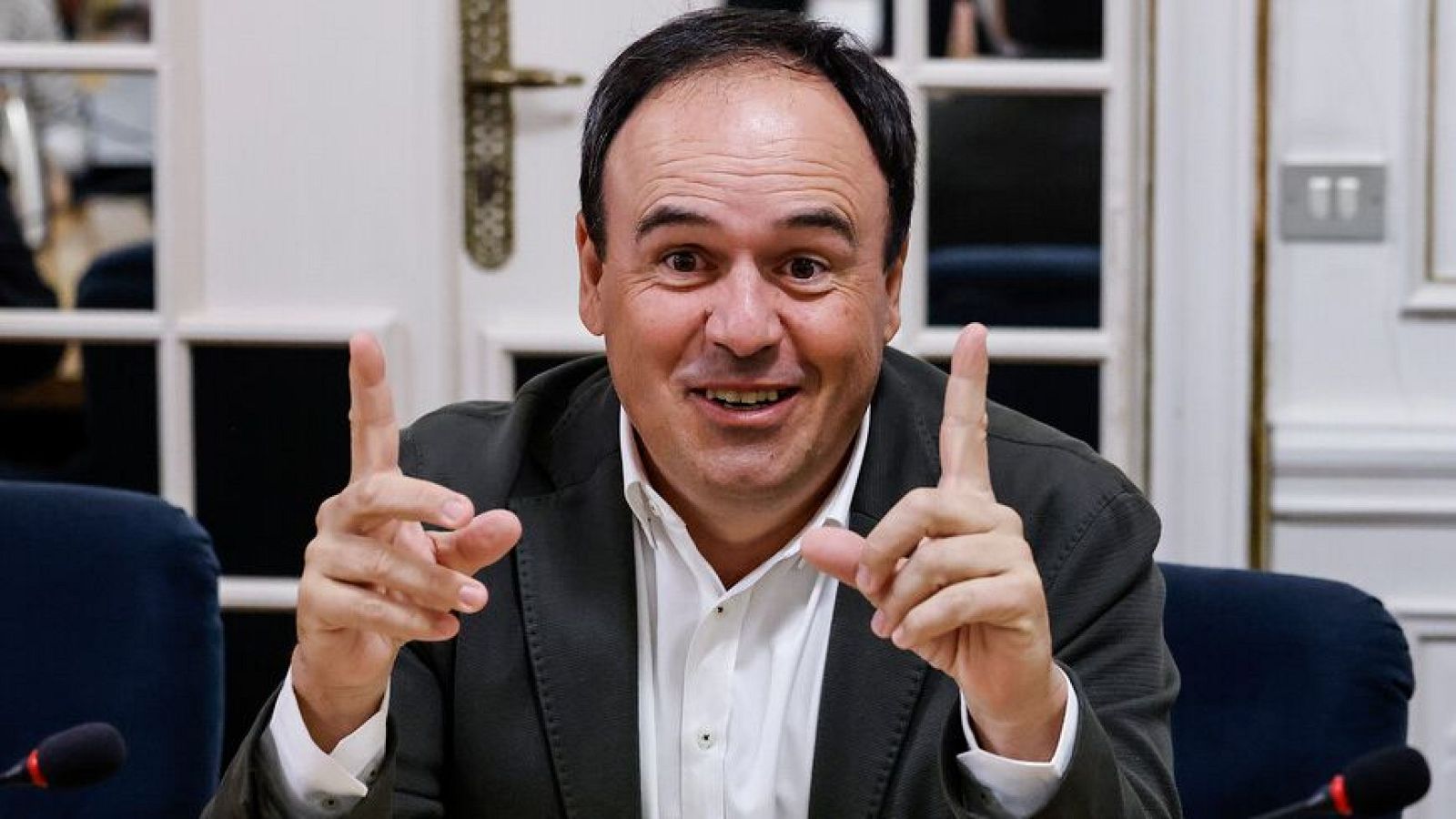 Feijóo designa a Pérez Llorca como candidato a presidir la Generalitat | Ver