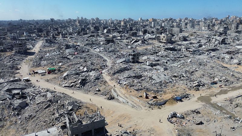 Gaza, desde la lnea amarilla: sin rastro de vida entre polvo, arena y escombros
